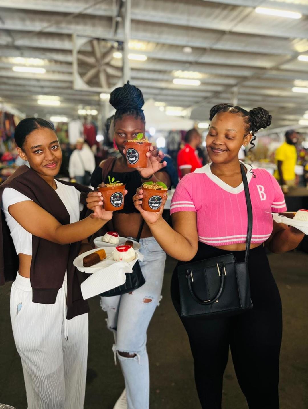 WhatsApp Image 2025-07-04 at 17.35.37 (1) WhatsApp Image 2025-07-04 at 17.35.37 (1)